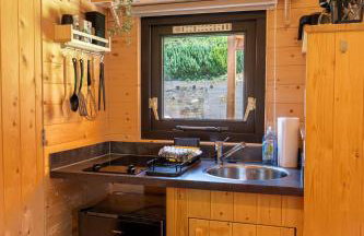 Peryton Houses -Chalets zum Wohlfühlen - Photo 13