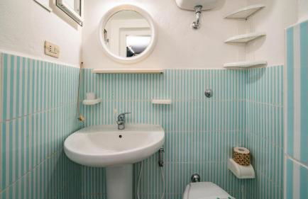 Villa Giglio with Garden and Mini Pool by Rentbeat - Foto 47