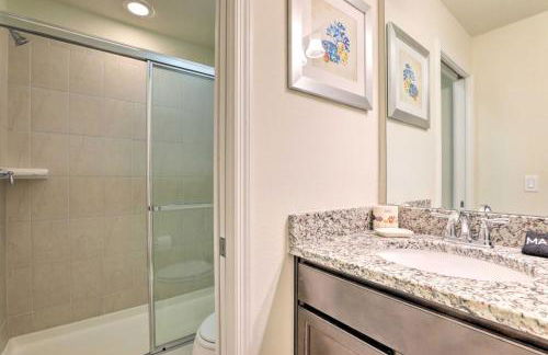 New Upscale 8BR Kissimmee Retreat with Private Pool, Spa & Resort Amenities - 7 Mi to Disney! - Foto 41