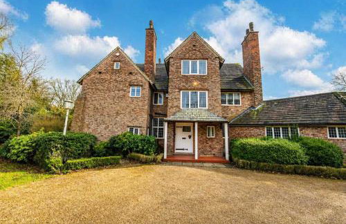 The GreyStoke Mansion With Private Grounds - Foto 4