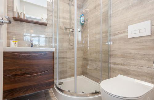 Treetops Apartment - Photo 12