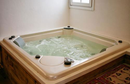 Typical Cottage in Bellamonte Italy With Bubble Bath - Foto 113