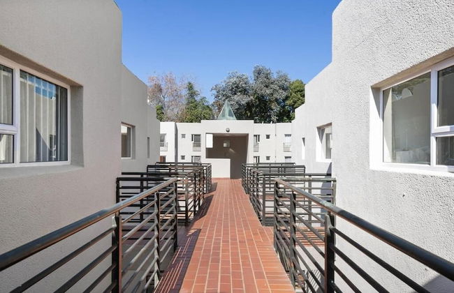 Rose Of Sandton - Photo 33