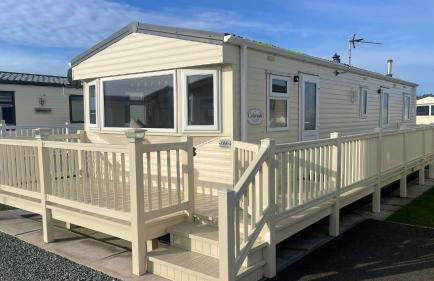 PG69 Golden Palm 8 Berth Caravan with Decking - Foto 2