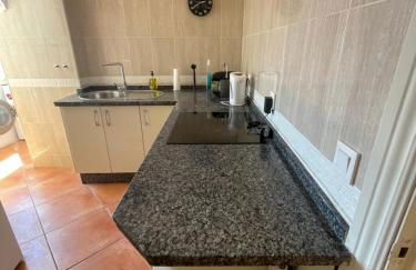 Two Bedroom Apartment in Málaga Center with Views - Photo 10