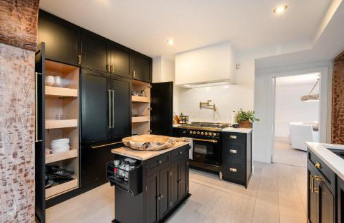 The Ultra-Luxury Escape in Coldwater Canyon - Foto 32