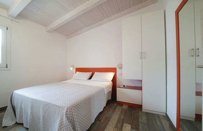 Marinella Beach Case Vacanze - Photo 18