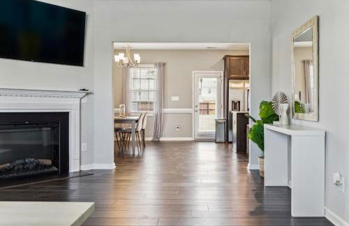 Family-Friendly 4BR Home with BBQ & Free Parking - Foto 14