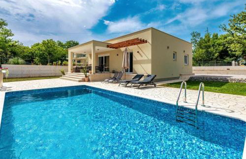 Villa Grace, a romantic single story villa with a pool - Foto 1