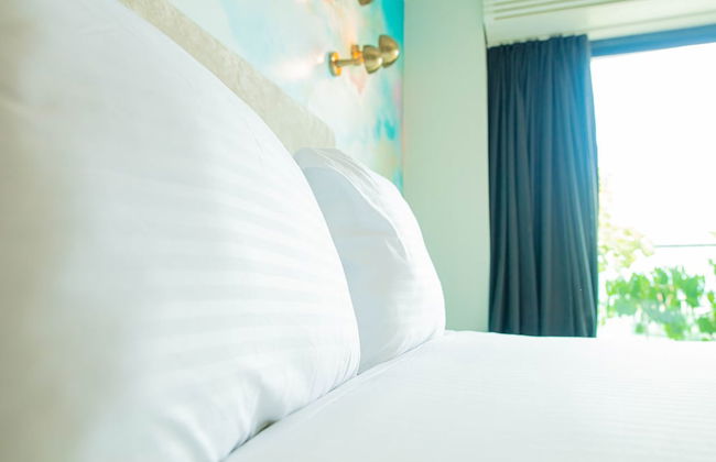 The Six Apparthotel - Foto 18