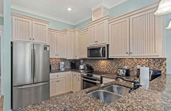 Lazy Beach - Photo 11