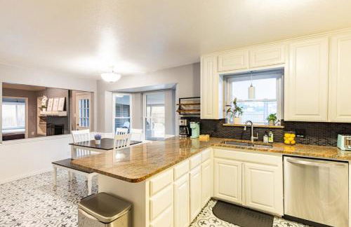 Texas Escape with pool & office - Foto 9