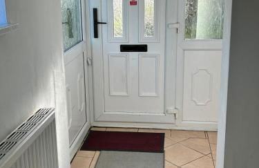 Beautiful Family-Friends 3 Bedroom Cosy Home Birmingham - Foto 27