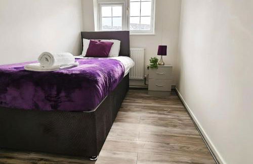 BSE Homes & Properties Ltd 4-Bedroom Home, Harlow , with Parking sleeps 6 - Foto 23