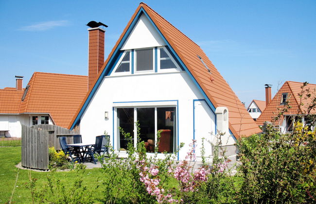 2 bedroom House in Wurster Nordseeküste with garden and terrace - Photo 1