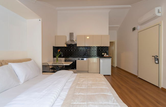 Joy Suites - Photo 4