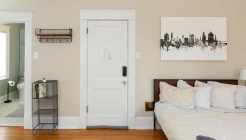 Sunny efficiency in historic home - Foto 1