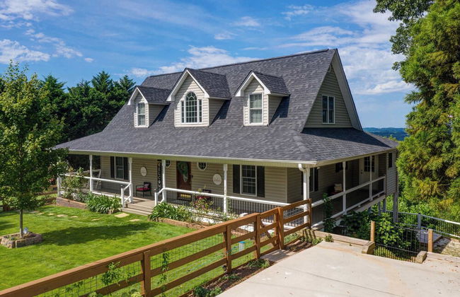 Sunset View 3 BDR Close to Downtown! - Photo 80