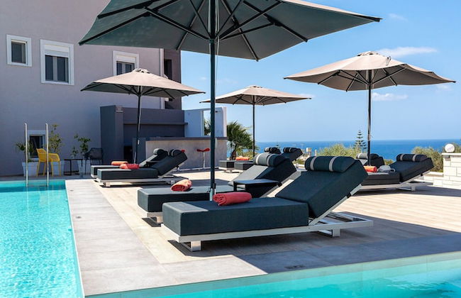 Talos Luxury Suites - Photo 73