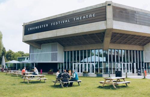 Open Plan Dog Friendly Annexe Sleeping 2 I Near Local Beaches & Chichester with FREE Parking - Foto 38