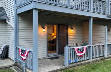 SKIING, HIKING, VILLAGE OF EVILLE MTN ESCAPE - Foto 15