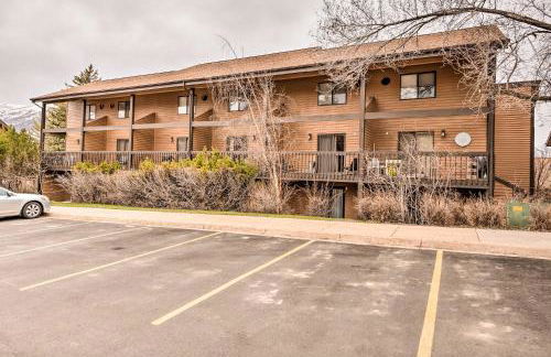 Chic Eden Condo with Pool Access Less Than 5 Mi to Ski! - Photo 19