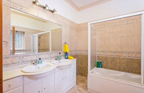 Villa Ocean View by Villa Plus - Photo 22