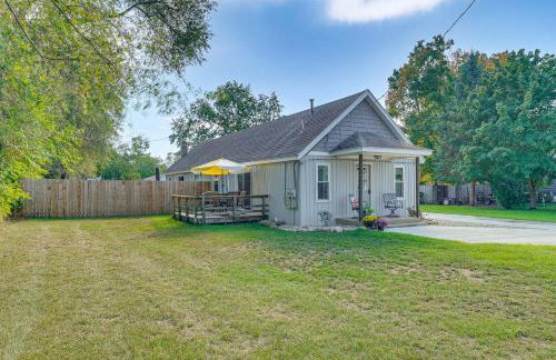 Wayland Retreat with Deck Walk to Downtown! - Foto 25