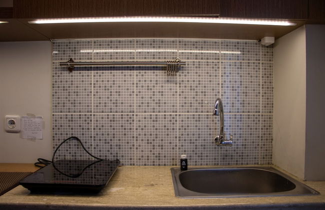 Modern And Classic 1Br At Evenciio Apartment - Foto 7