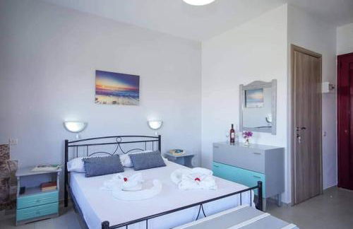 Orfeas Studios Molivos - Photo 7