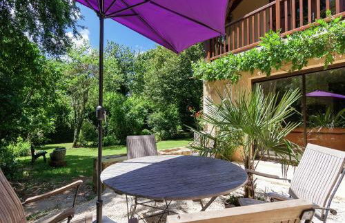 Spacious farmhouse with private heated pool in a rustic garden - Foto 67