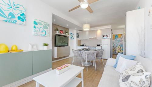 Delicious Los Cristianos,achacay,2bdr & 2bathr Beach Close Wifi Free - Foto 5