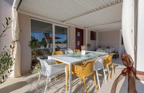 Awesome Home In Mali Vareski - Foto 4