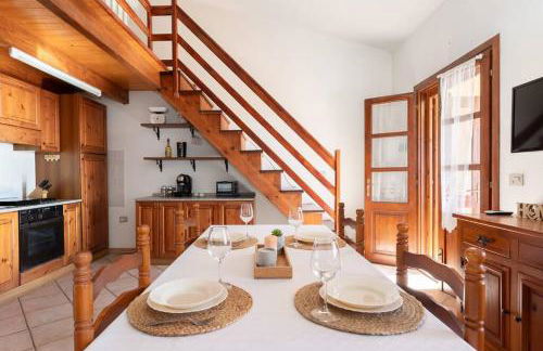 [Mandriola] House facing the sea - Free WiFi - Foto 11