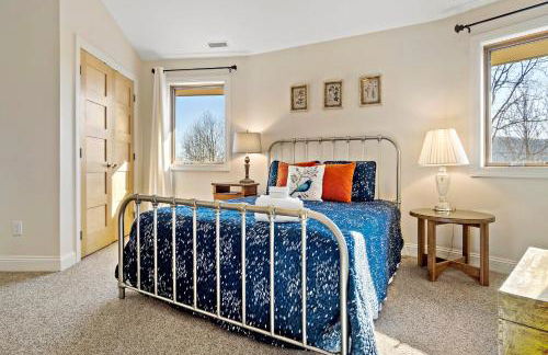 Skytop Chalet Pet Friendly, Hot Tub and Views - Foto 76