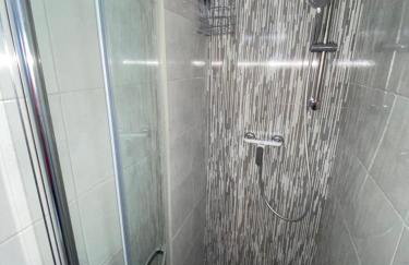 SANJA - with a large covered terrace and pool - Foto 17