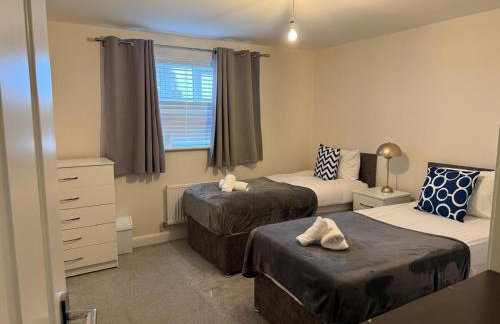 Spacious Modern 4-Bedroom Detached Home in Corby - Foto 14