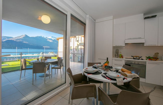 Vista di Maccagno Fantastico Pool - Foto 17