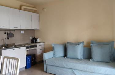 Casa con ampio terrazzo, vista lago e giardino - Foto 77