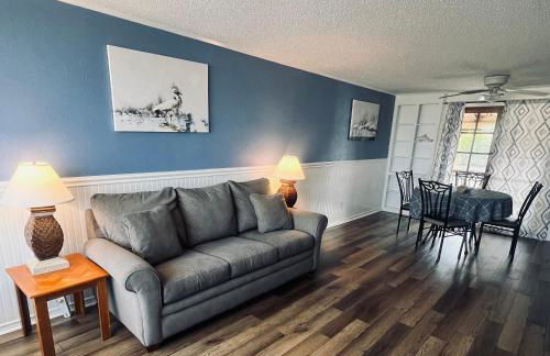 River Wilderness Waterfront Cabins - Photo 2