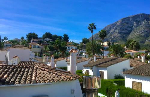 Casa de 2 dormitorios con piscina, 2 terrazas privadas, WIFI, BBQ - Photo 12