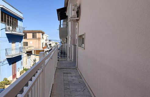 Cozy Apartment In Trappeto With Wifi - Photo 8