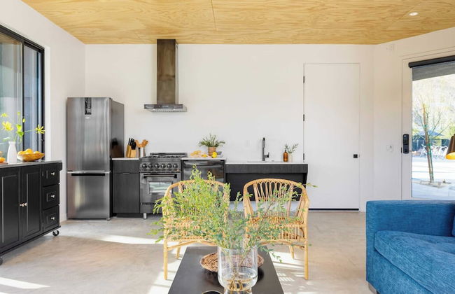 Blackhaus Suites by AvantStay – Modern Comfort in Downtown Palm Springs - Foto 29