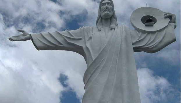 Entrance to Cristo Luz