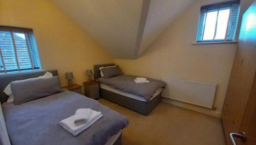 Cosy Spacious 2 bedroom Apartment Free Parking - Foto 5