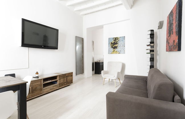 Stylish Apartment Close To Piazza Navona - Photo 34