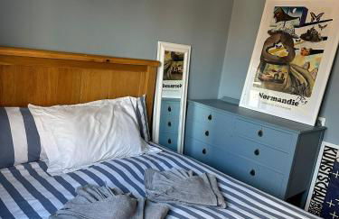 Cosy 2BR Home with Garden & Parking - Foto 46