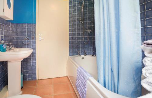 Sundial Cottage - Photo 12