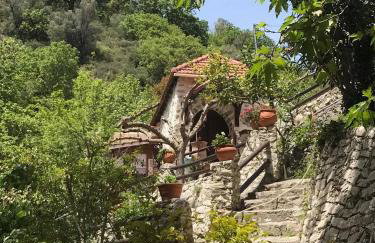 Angela's River Paradise Cottages - Photo 48