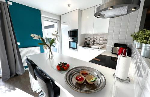 Paris La-Defense - U Arena - 2 Bedrooms - Terrace & Wifi - Foto 9